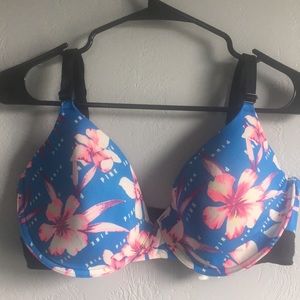 T-shirt lightly lined bra